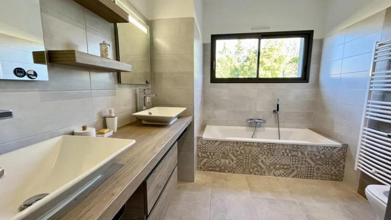 Villa - 103 m² - 5 pièces