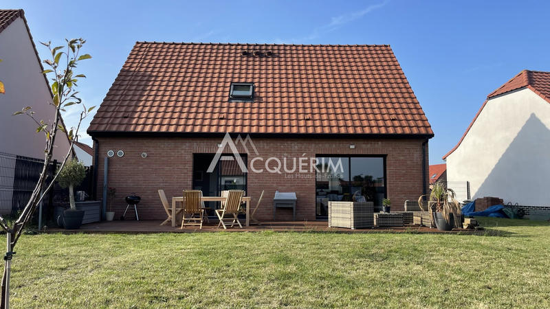 Maison - 103 m² - 4 pièces