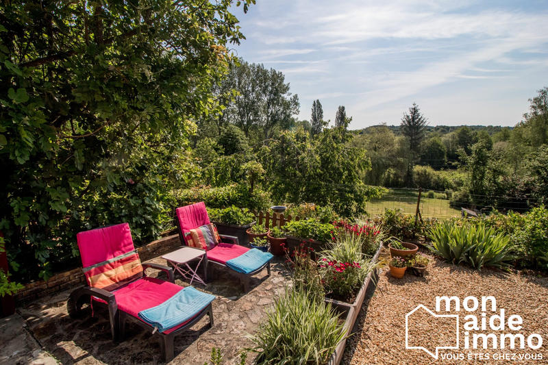 Maison - 240 m² - 15 pièces