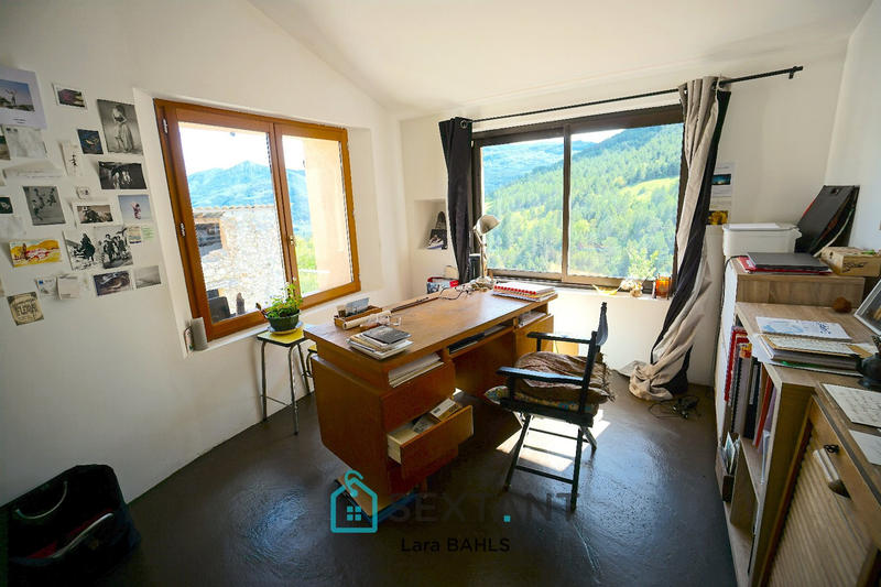 Maison - 122 m² - 5 pièces