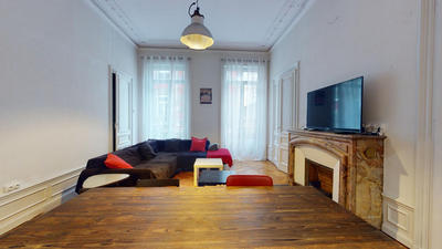 Appartement - 120 m² - 5 pièces