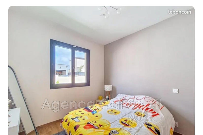 Villa - 80 m² - 4 pièces