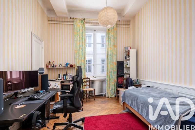 Appartement - 192 m² - 6 pièces