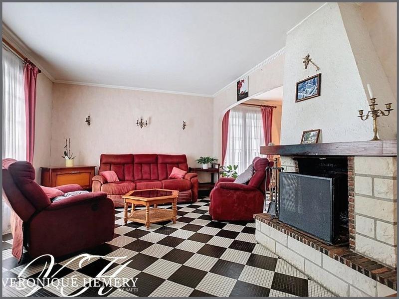 Maison - 111 m² - 7 pièces