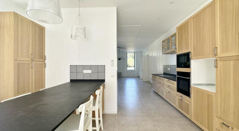 Maison bourgeoise - 350 m² - 8 pièces