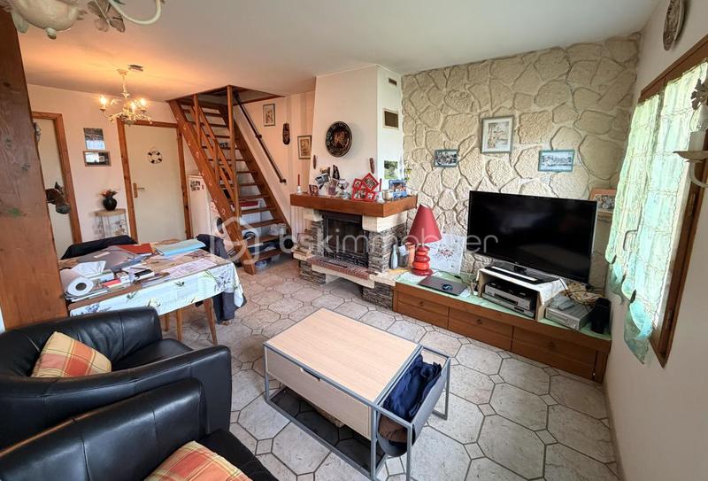 Maison traditionnelle - 85 m² - 3 pièces