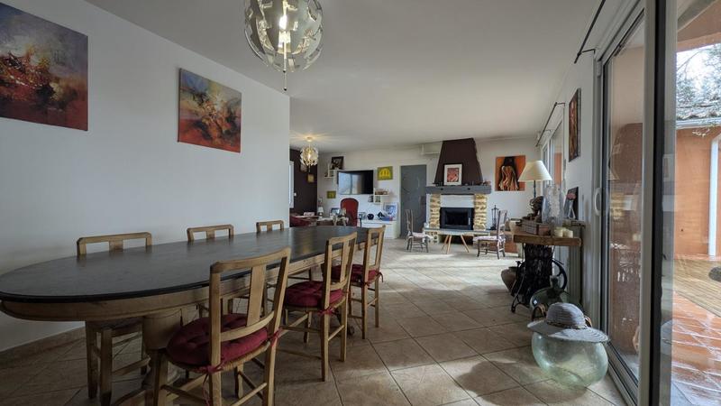 Maison - 136 m² - 5 pièces