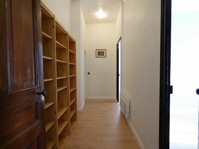 Appartement - 90 m² - 3 pièces