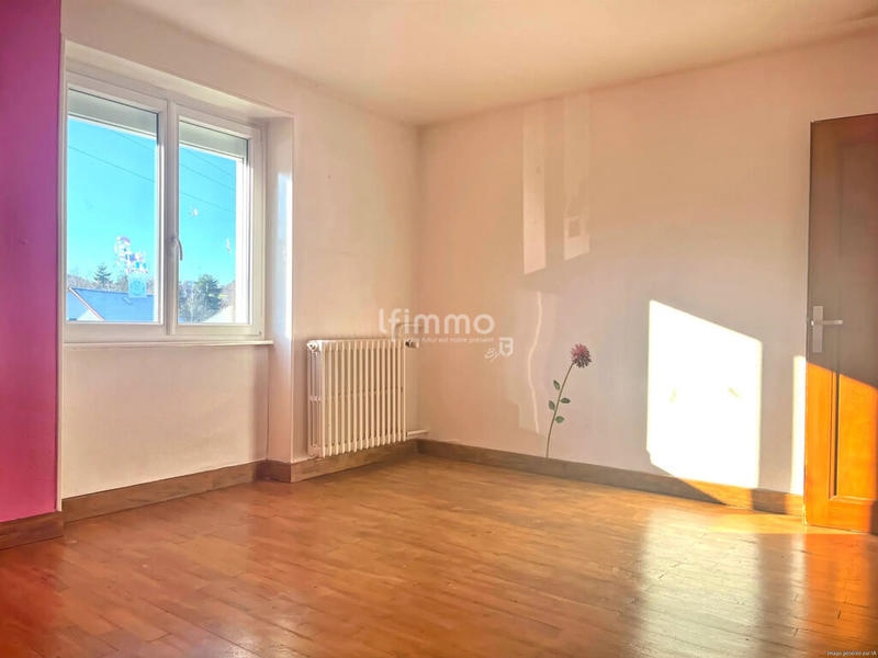 Maison - 140 m² - 7 pièces