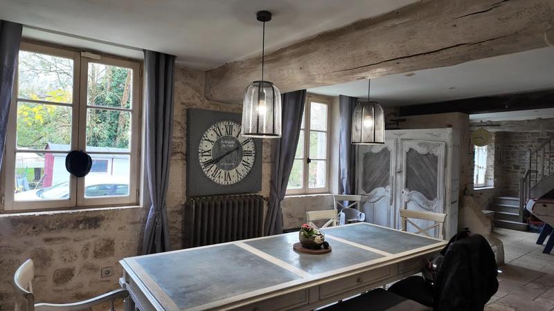 Maison - 545 m² - 13 pièces