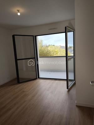 Appartement - 72 m² - 4 pièces