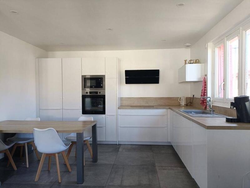 Maison - 90 m² - 3 pièces