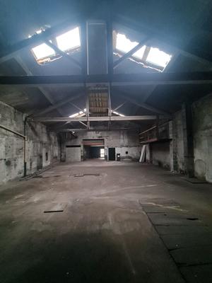 Local d'activités - 280 m²