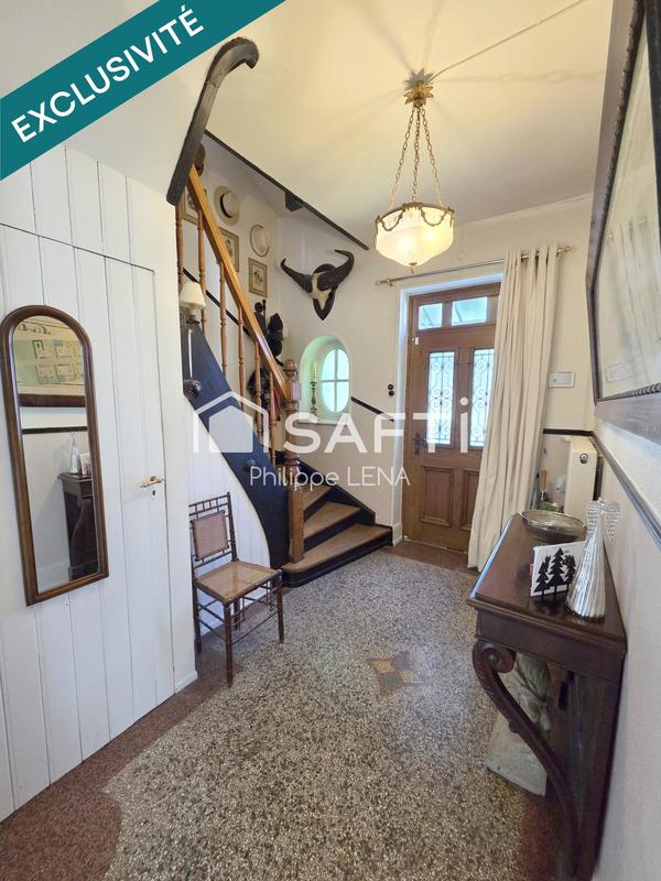 Villa - 194 m² - 8 pièces