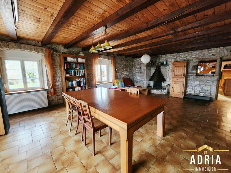 Ferme - 263 m² - 7 pièces