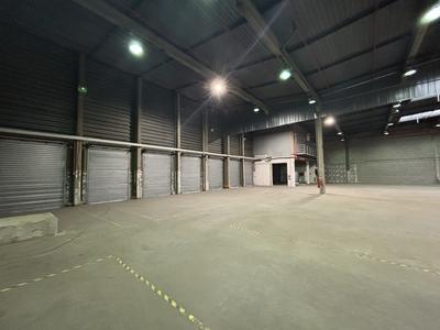 Entrepôt - 2 779 m²