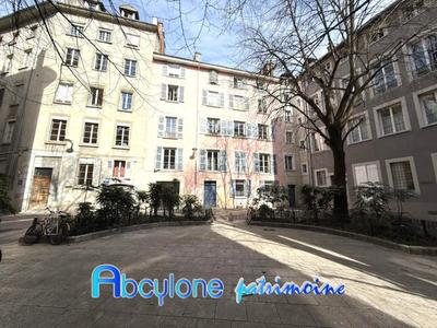 Appartement - 56 m² - 2 pièces