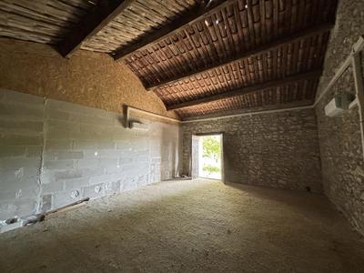 Appartement - 90 m² - 2 pièces