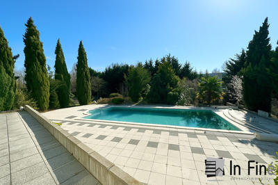 Maison - 145 m² - 6 pièces