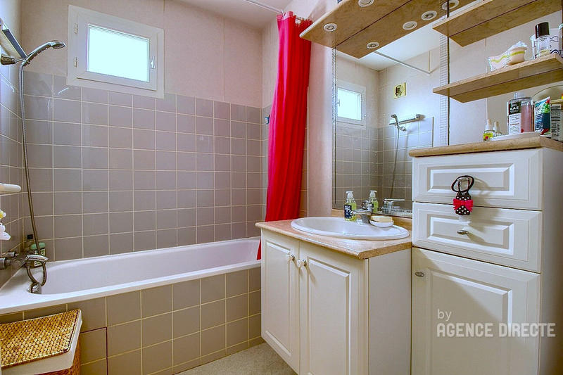 Appartement - 95 m² - 5 pièces