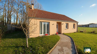 Maison - 100 m² - 5 pièces