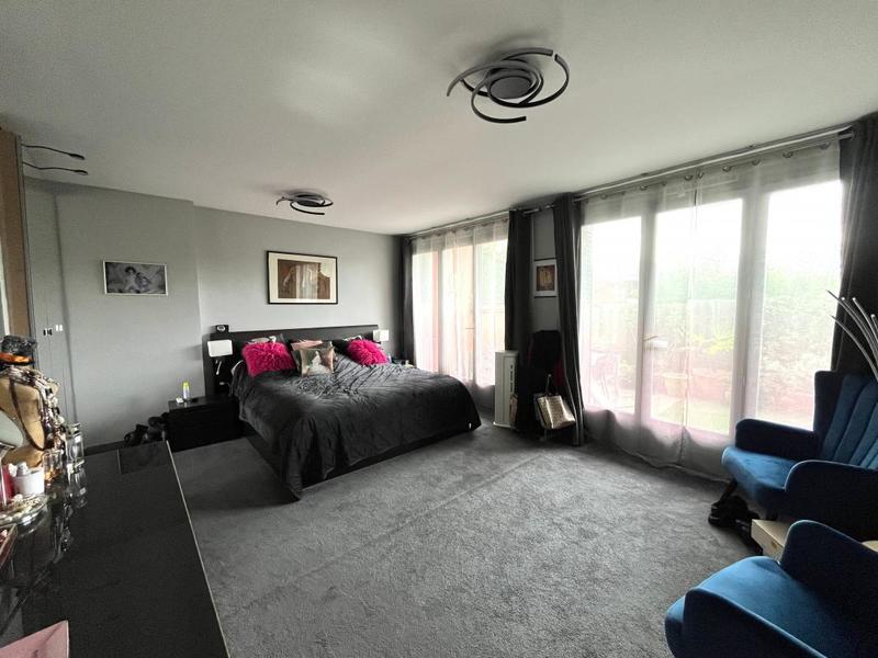 Appartement - 146 m² - 5 pièces