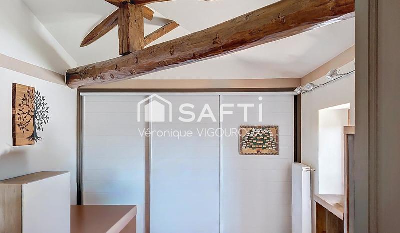 Maison - 250 m² - 7 pièces