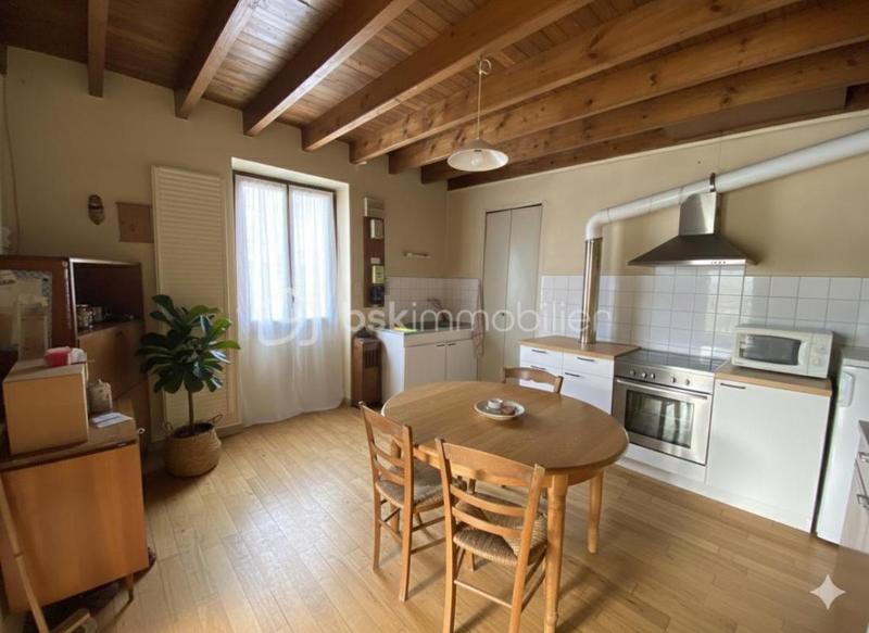 Maison - 92 m² - 3 pièces