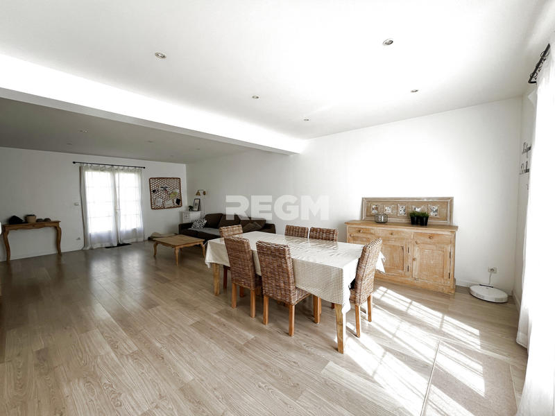 Maison - 166 m² - 6 pièces