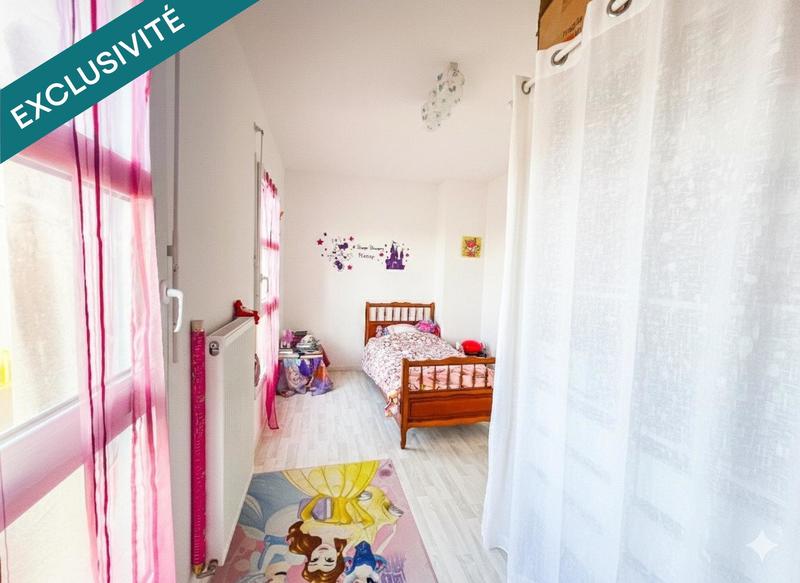 Maison - 90 m² - 6 pièces