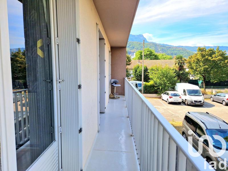 Appartement - 98 m² - 5 pièces