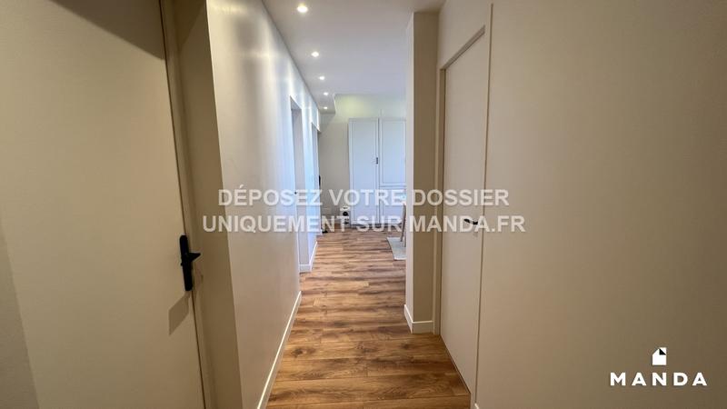 Chambre - 12 m² - 5 pièces