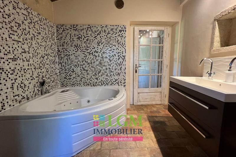 Moulin - 154 m² - 5 pièces