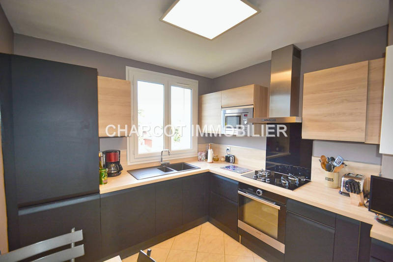 Appartement - 83 m² - 5 pièces