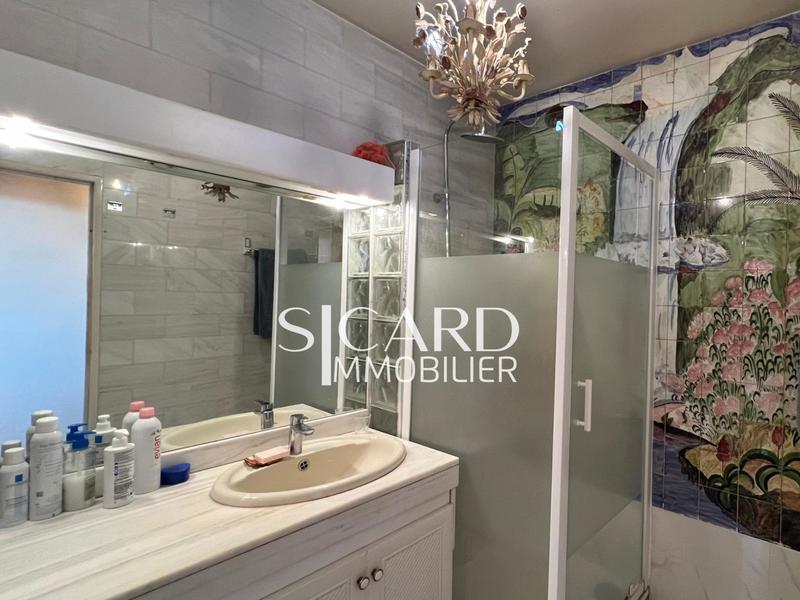 Appartement - 87 m² - 4 pièces