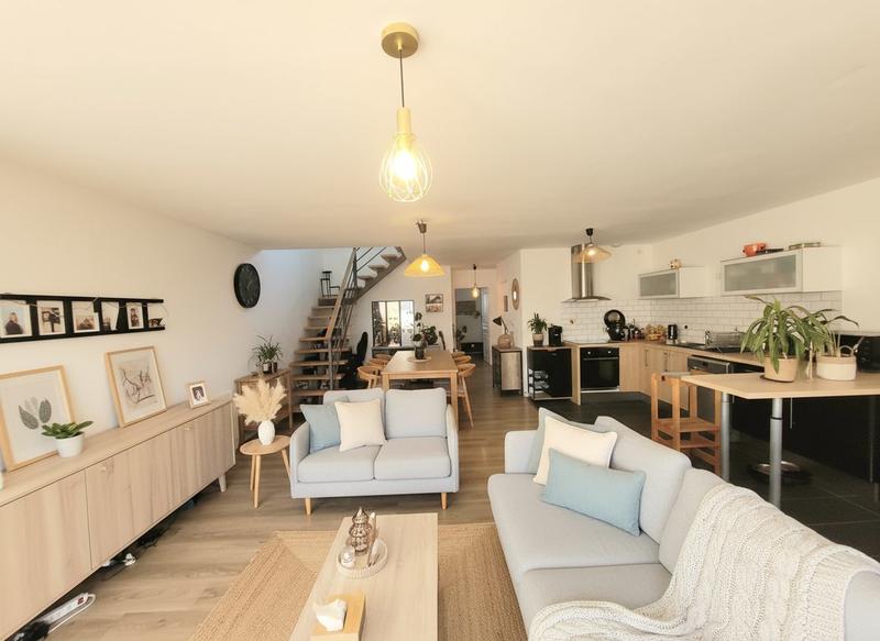 Maison - 109 m² - 4 pièces