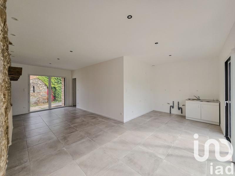 Maison - 161 m² - 8 pièces