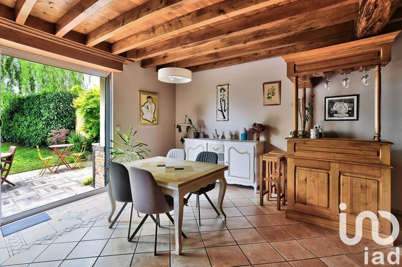 Maison - 262 m² - 10 pièces