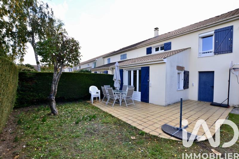 Maison - 90 m² - 6 pièces