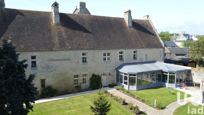 Maison - 640 m² - 14 pièces