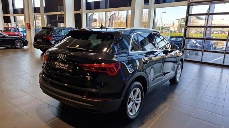 Audi Q3 45 Tfsie 245 Ch s tronic 6 Business Line