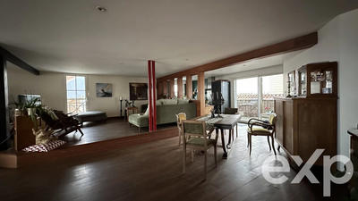 Maison - 288 m² - 7 pièces