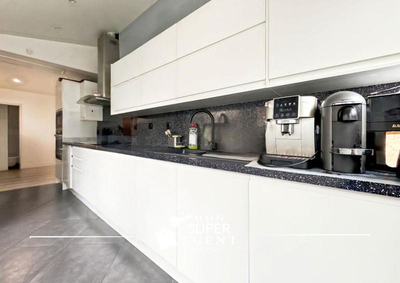 Maison - 100 m² - 4 pièces