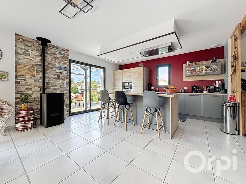 Maison - 100 m² - 4 pièces