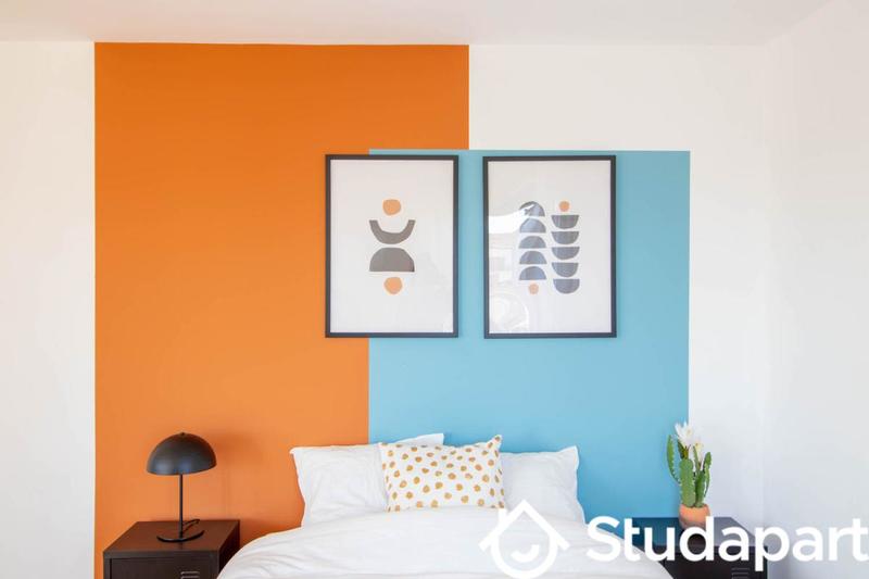 Chambre - 13 m² - 1 pièce