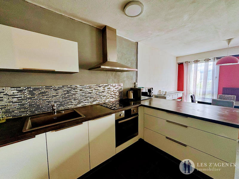 Appartement - 85 m² - 3 pièces