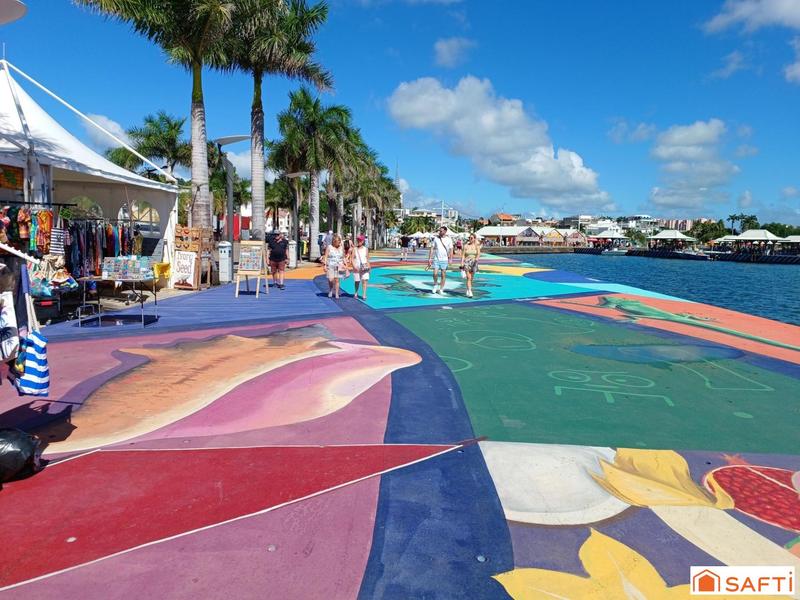 Local commercial - 380 m² - 9 pièces