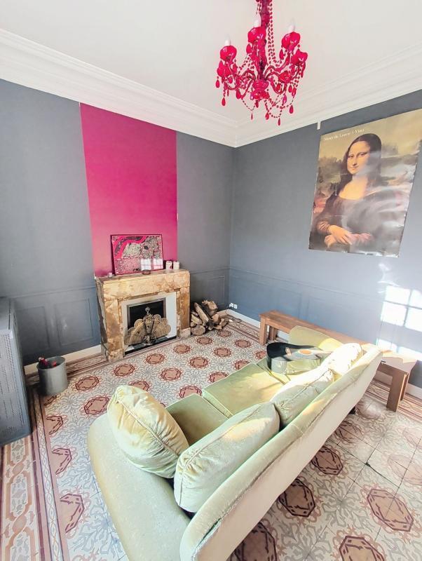 Maison - 230 m² - 8 pièces