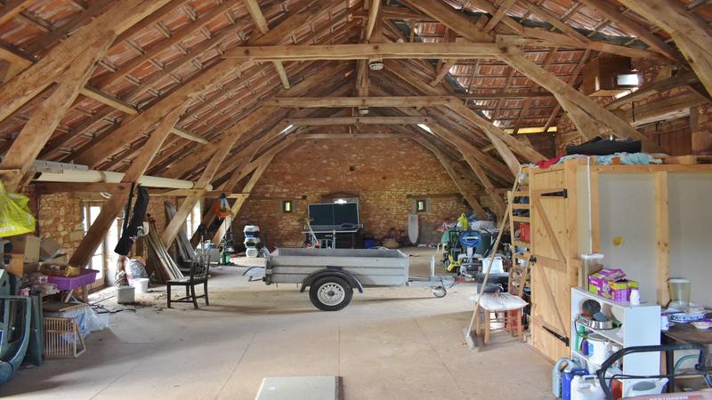 Propriété - 340 m² - 9 pièces