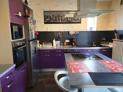 Maison - 99 m² - 4 pièces